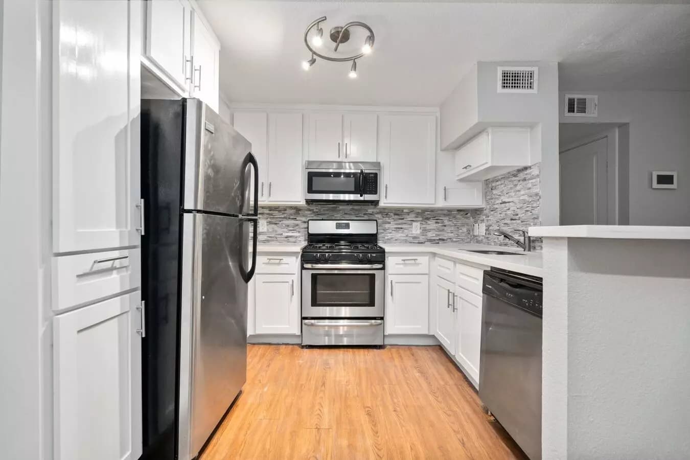 2 Beds • 1 Bath 11 floor plan