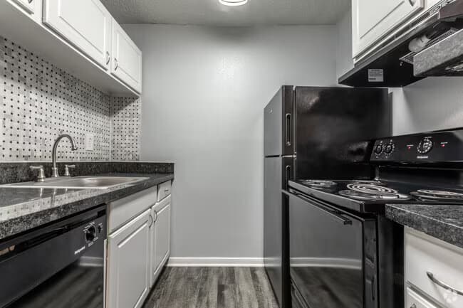 1 Bed 1 Bath Flat 1107 floor plan