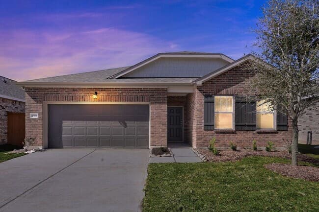 3 Beds • 2 Bath 10308TD floor plan