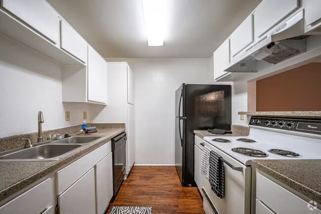 The Hunter 143 floor plan