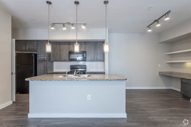 Unit 4212 floor plan