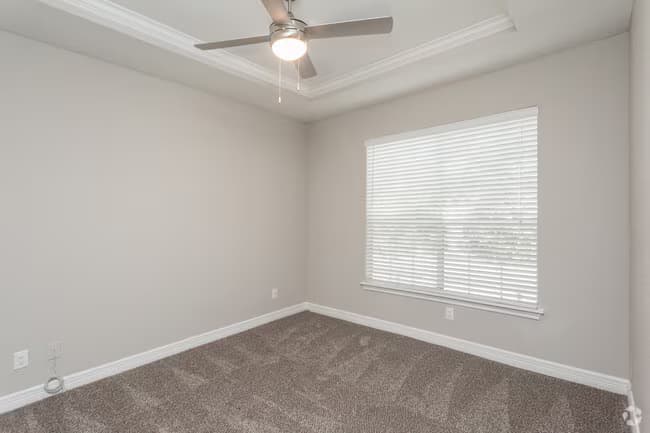 1+1 IR 0561 floor plan