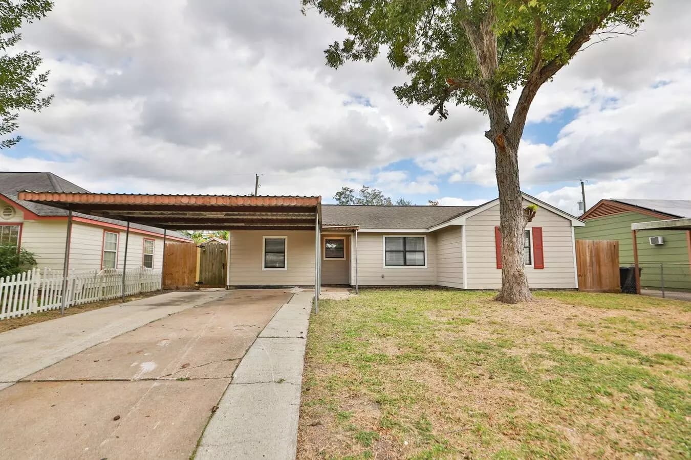 4 Beds • 2 Baths floor plan