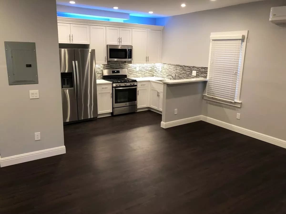 1 Bed • 1 Bath 03 floor plan