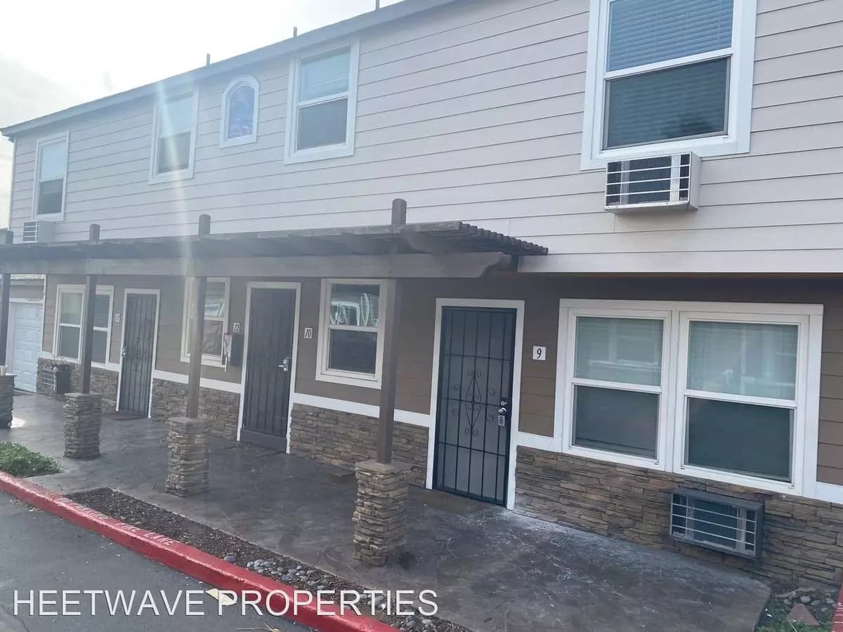 1 Bed • 1 Bath 11 floor plan