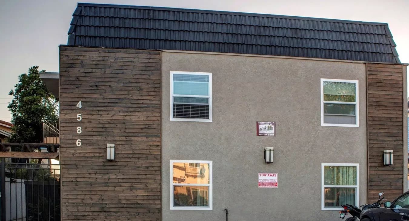 1 Bed • 1 Bath 8 floor plan