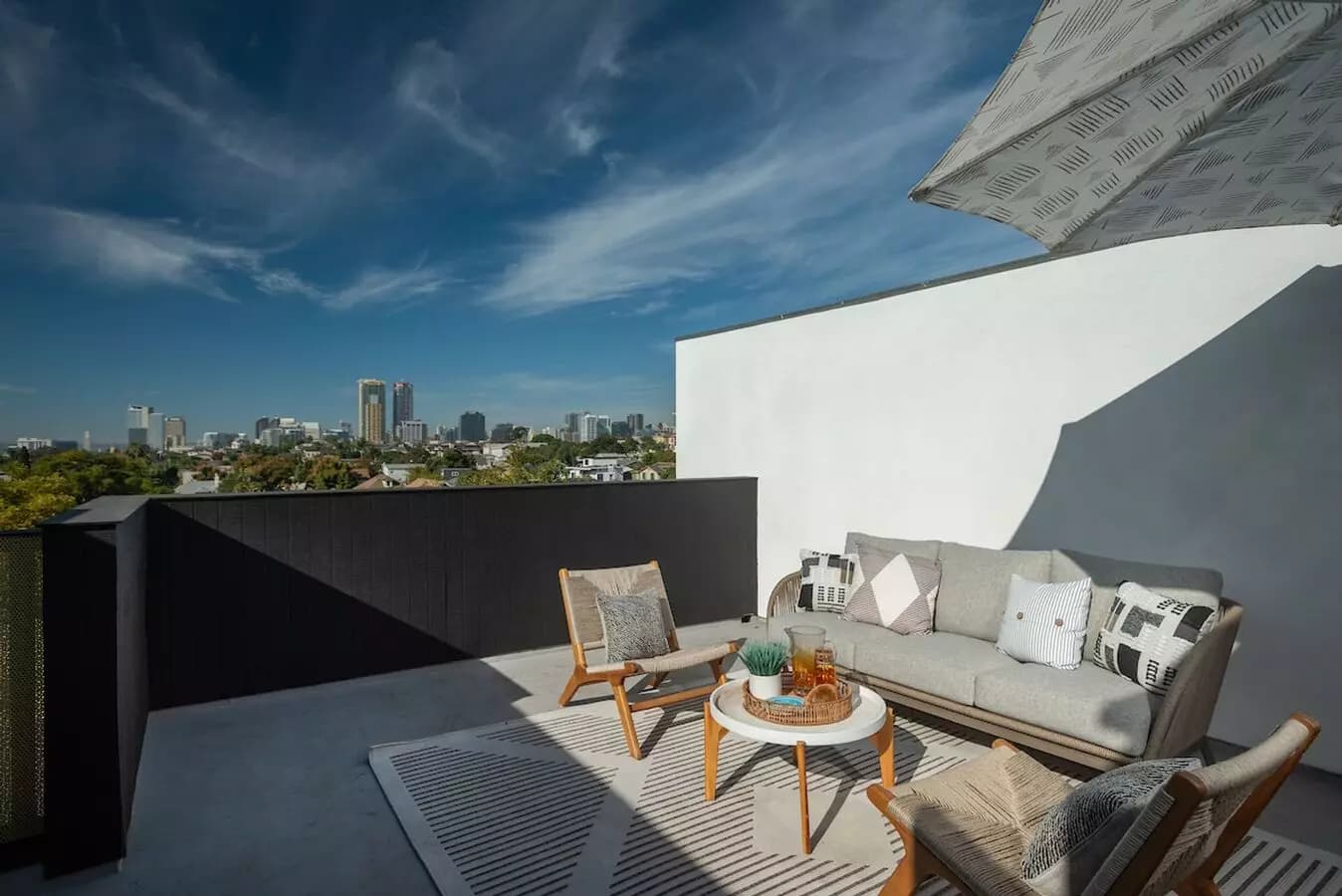 2 Beds • 1 Bath 10 floor plan