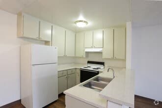 1 BEDROOM 740 SQUARE FEET H12 floor plan