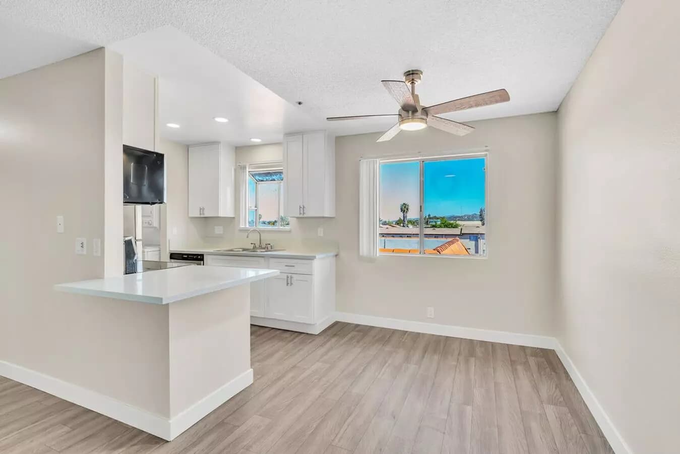 2 Beds • 2 Bath 319 floor plan