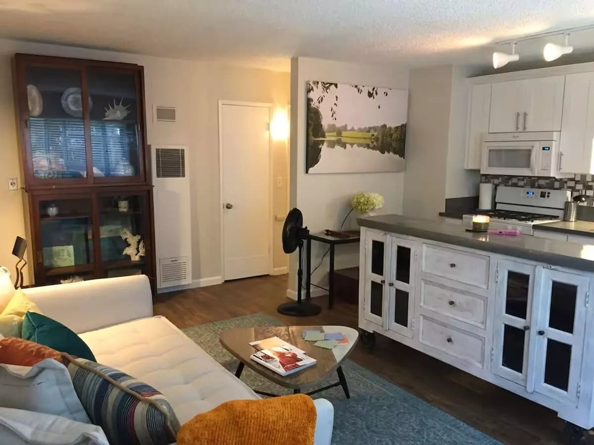 1 Bed • 1 Bath 4 floor plan