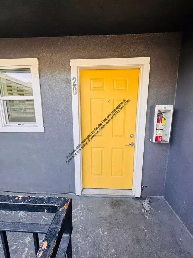 2 Beds, 1 Bath Model floor plan