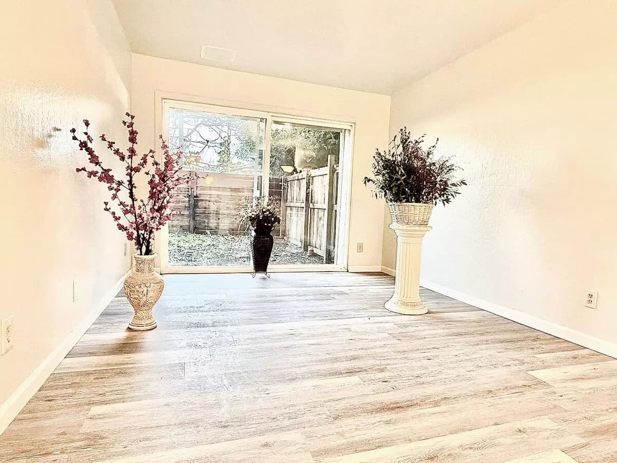 2 Beds • 1 Bath 1 floor plan