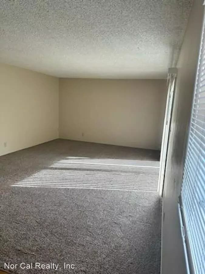 2 Beds, 1 Bath Model floor plan