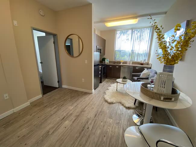 2 Bedroom / 1 Bath 164 floor plan