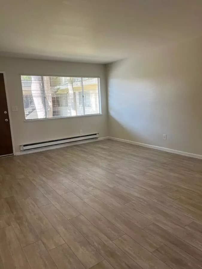 Studio · 1 ba · 750 sqft floor plan