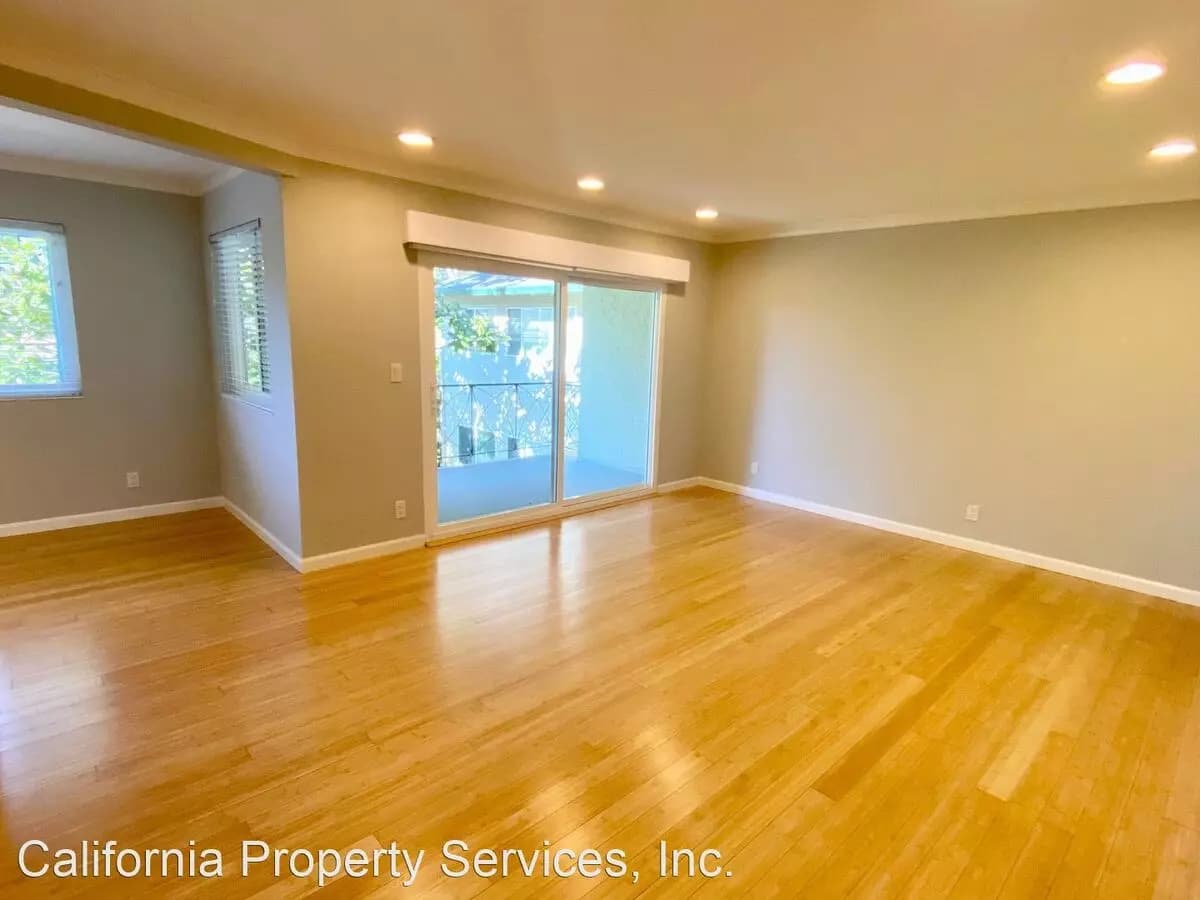 Remodeled 2 Bedroom with Balcony 27 floor plan