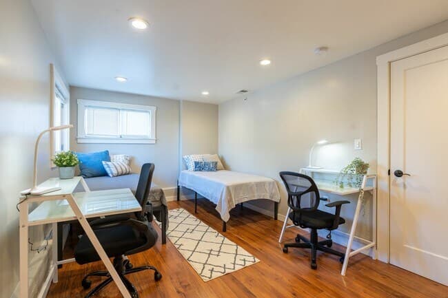 Second Floor Shared-Standard floor plan