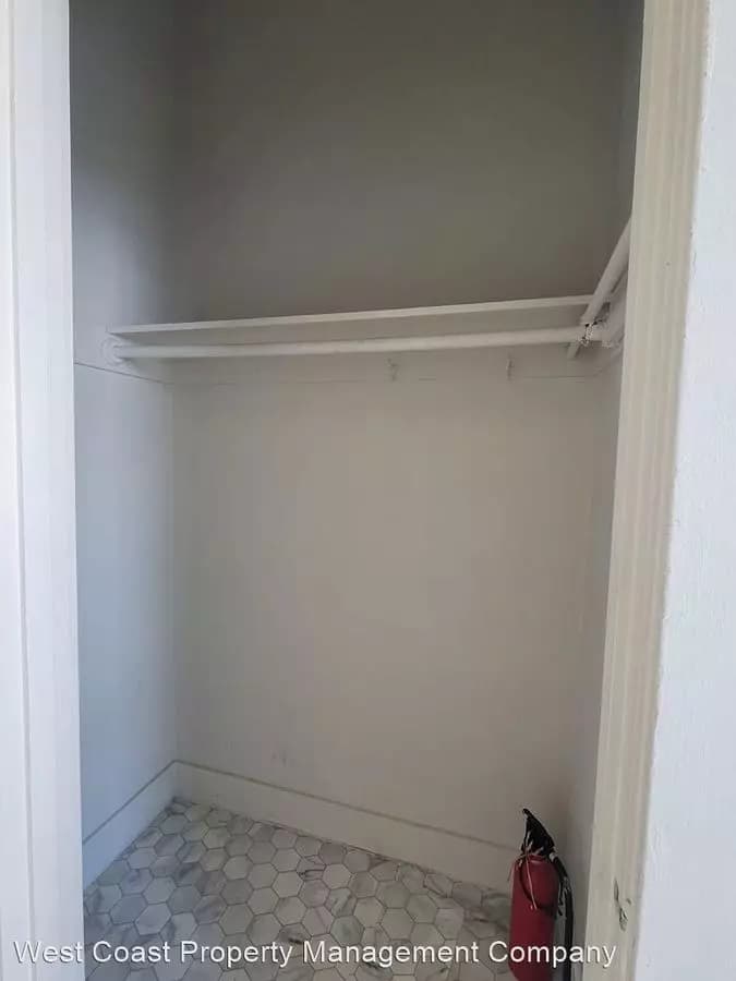 Studio • 1 Bath 210 floor plan
