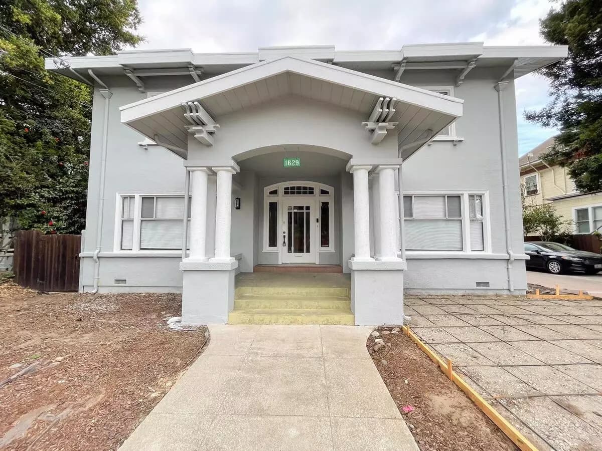 4 Beds • 2 Bath - floor plan