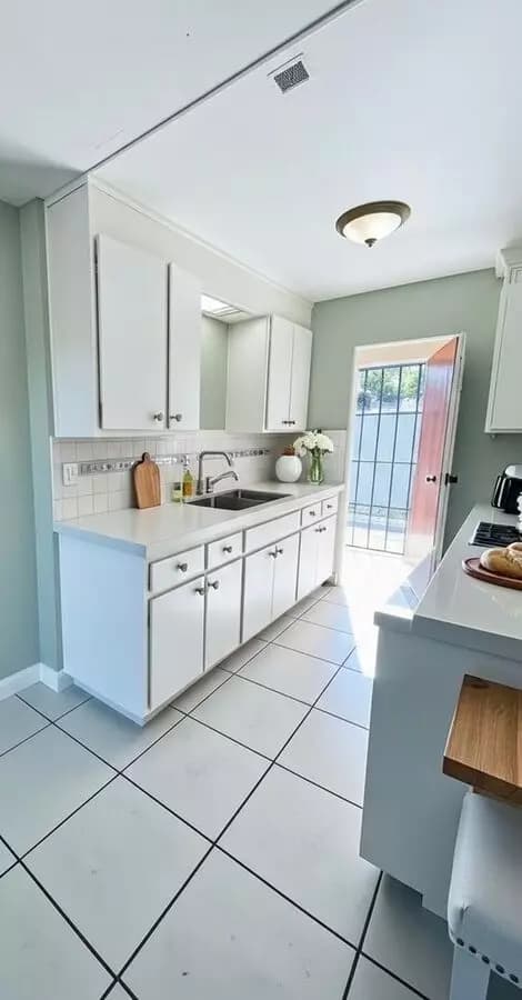 2BR/1BA floor plan