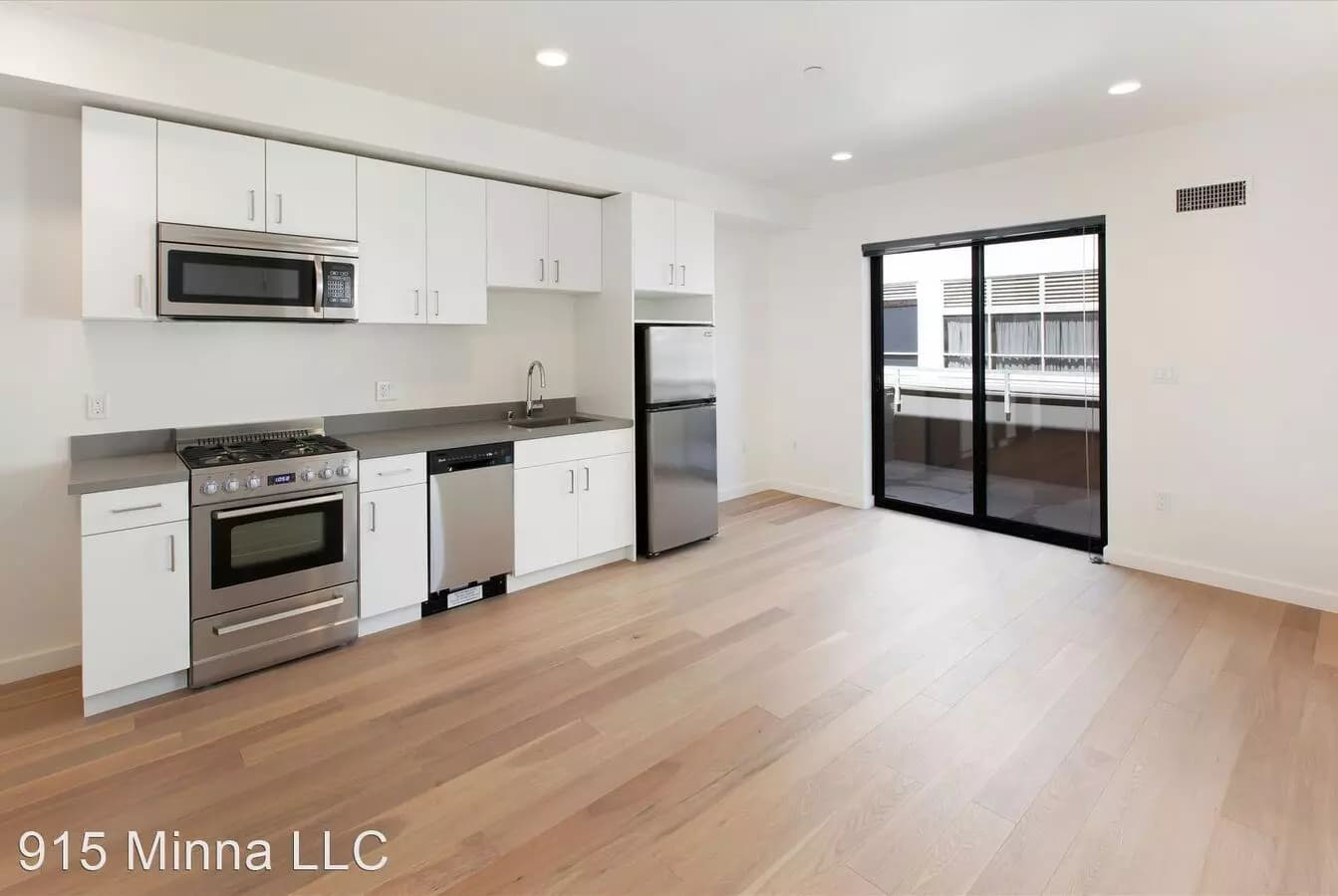 1BR/1.0BA 406 floor plan