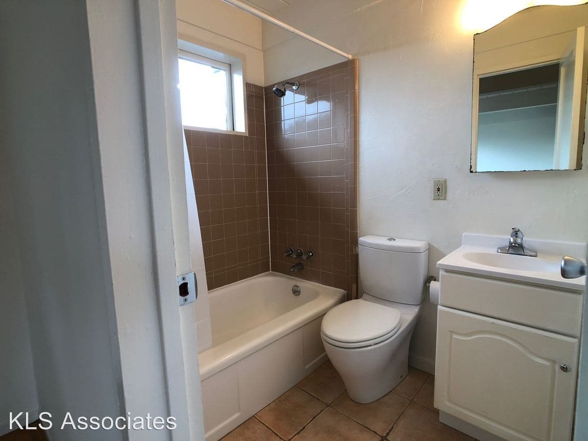 Studio, 1 Bath Model floor plan