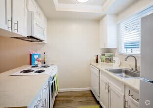 1 bedroom/ 1 bath 80 floor plan