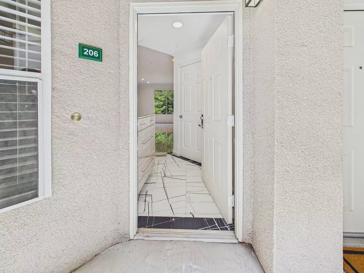 1 bd · 1 ba · 773 sqft floor plan