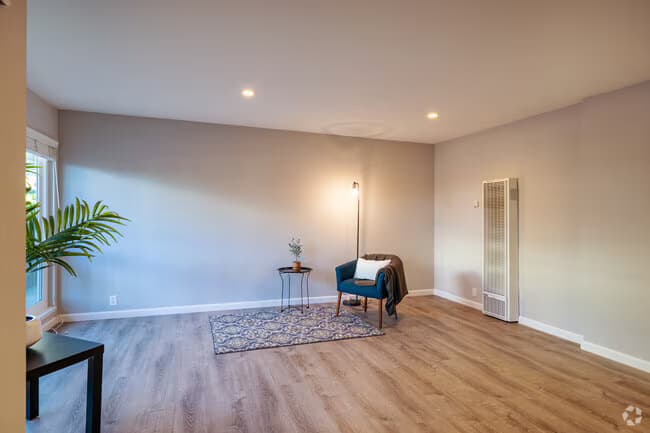 One Bedroom One Bath 206D floor plan