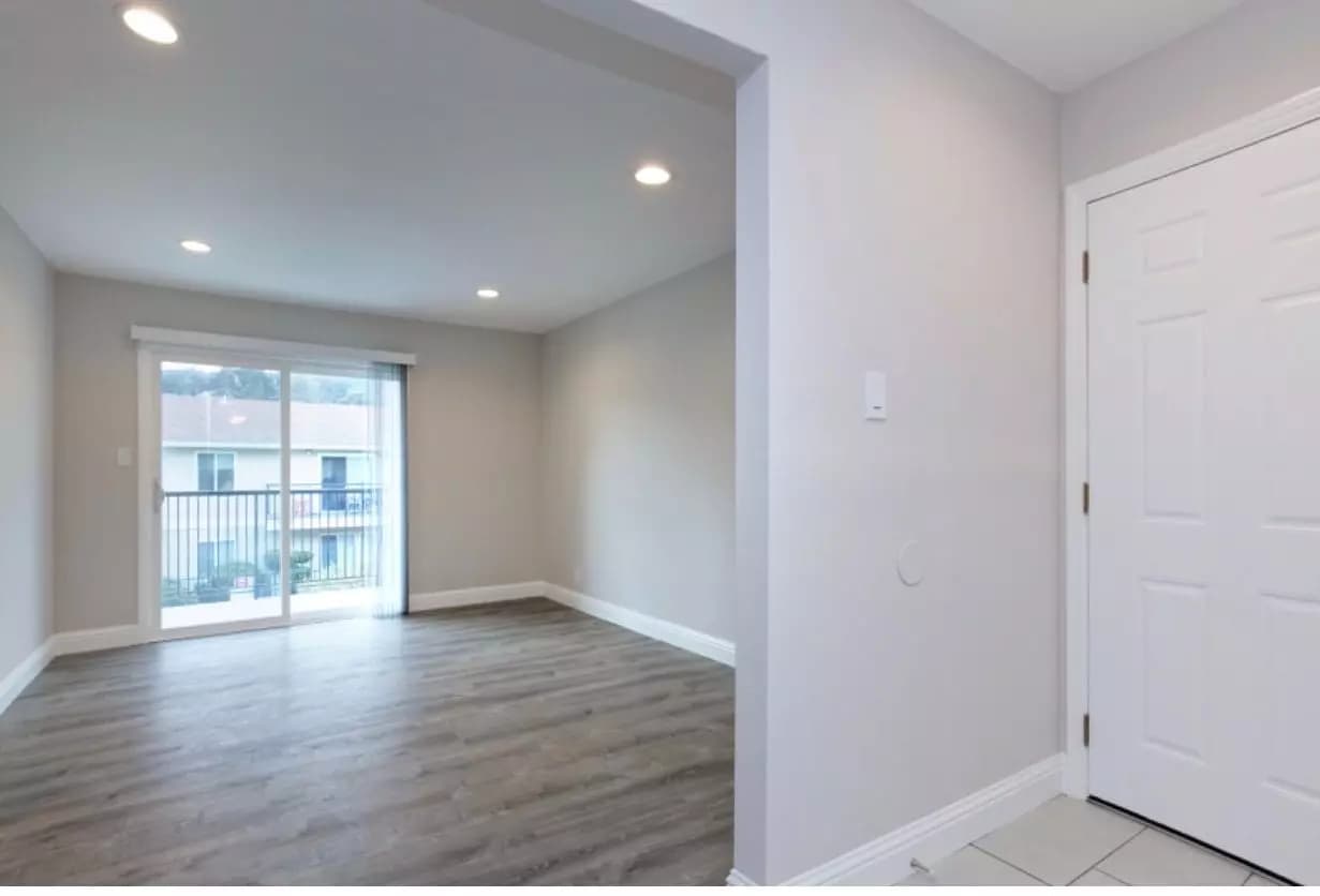 2 Beds, 1 Bath Model floor plan