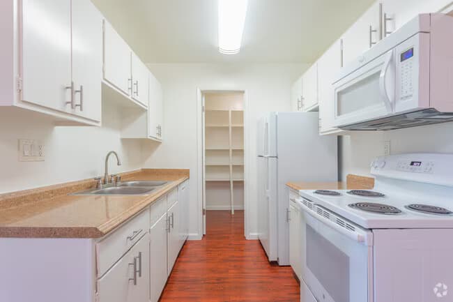 2 Beds • 2 Bath A200 floor plan