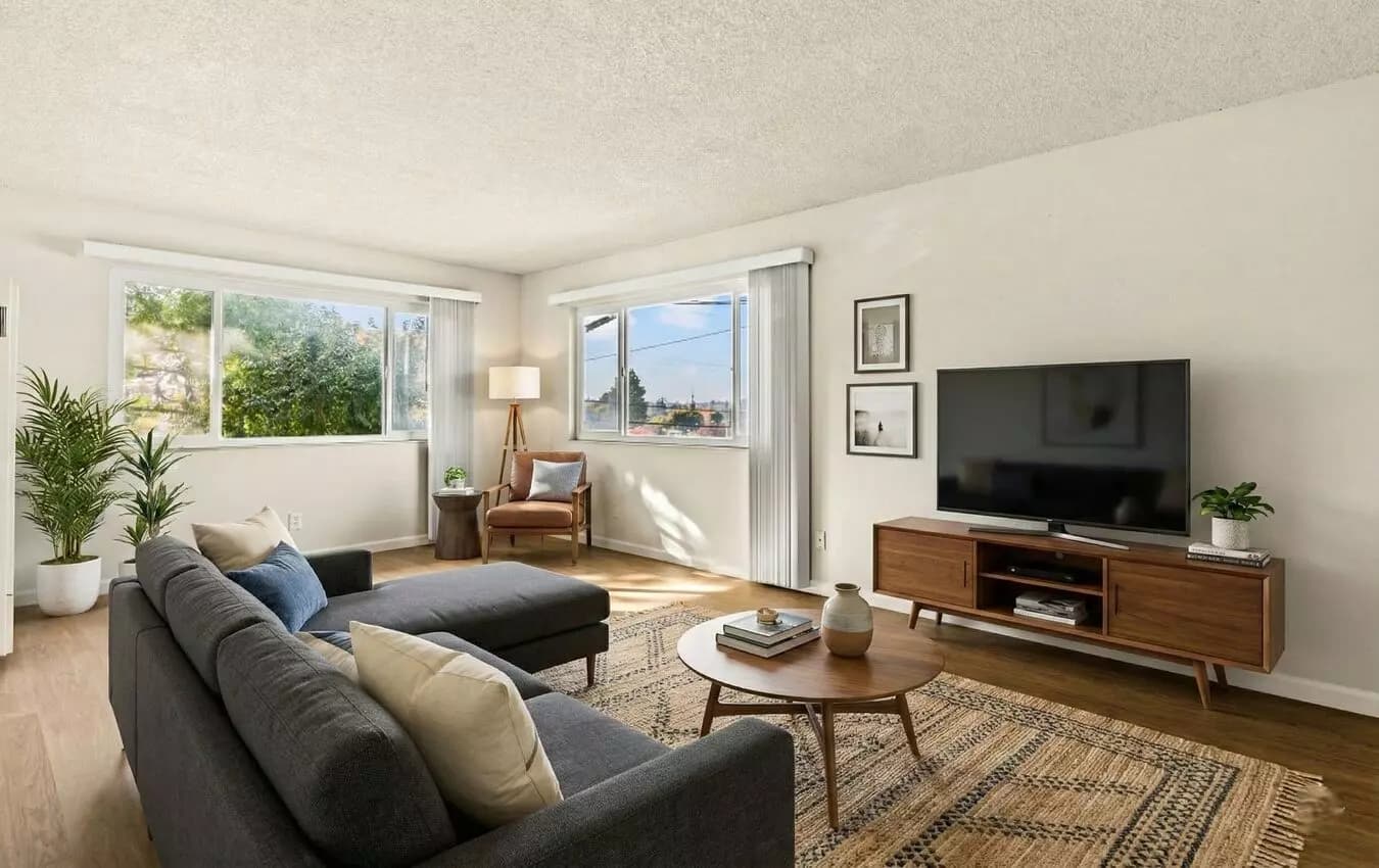 2 Beds • 1 Bath 3 floor plan