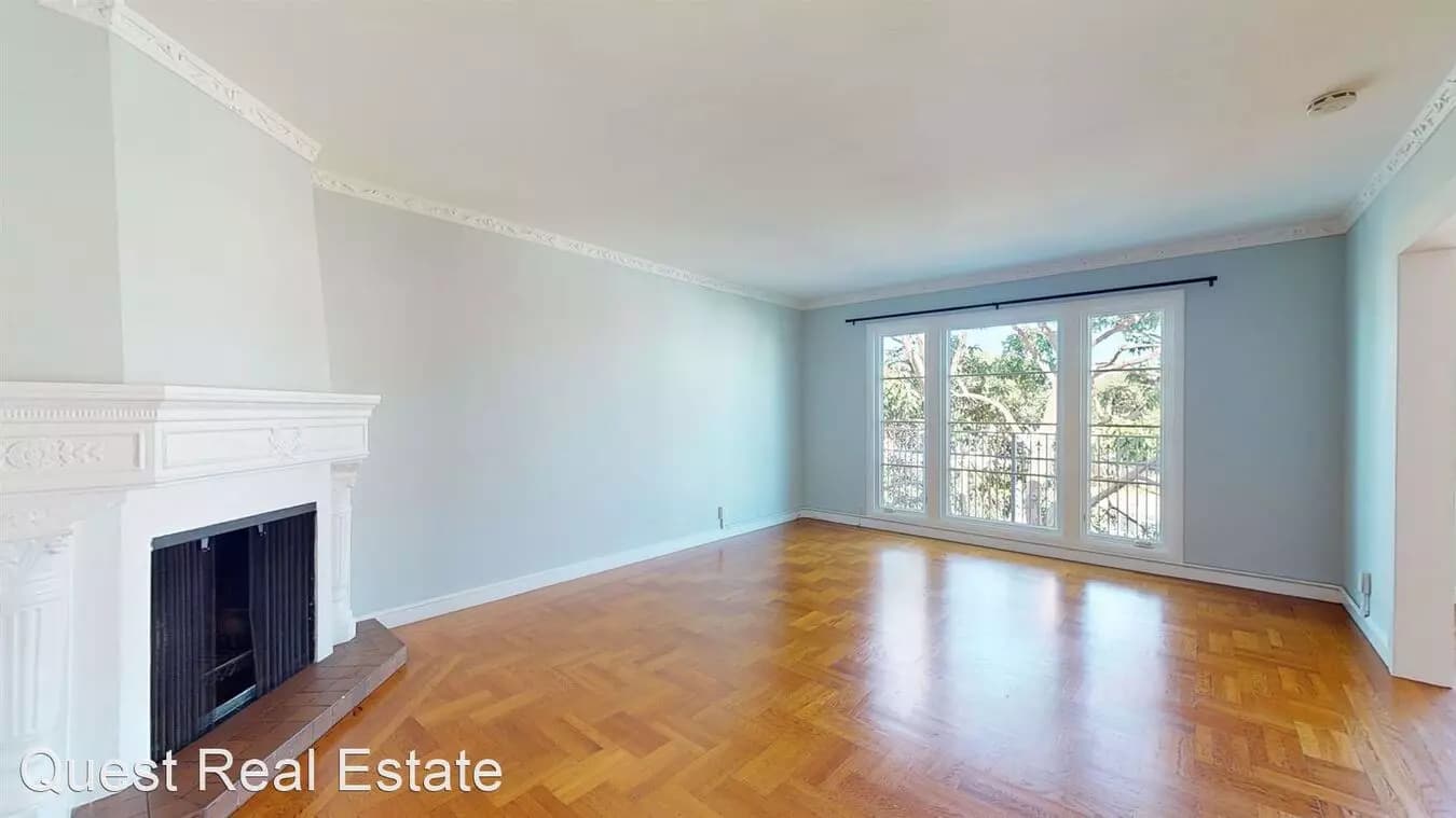 2 Beds • 1 Bath floor plan