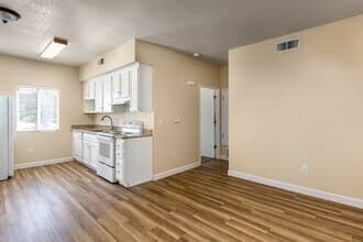 1x1 475sf floor plan