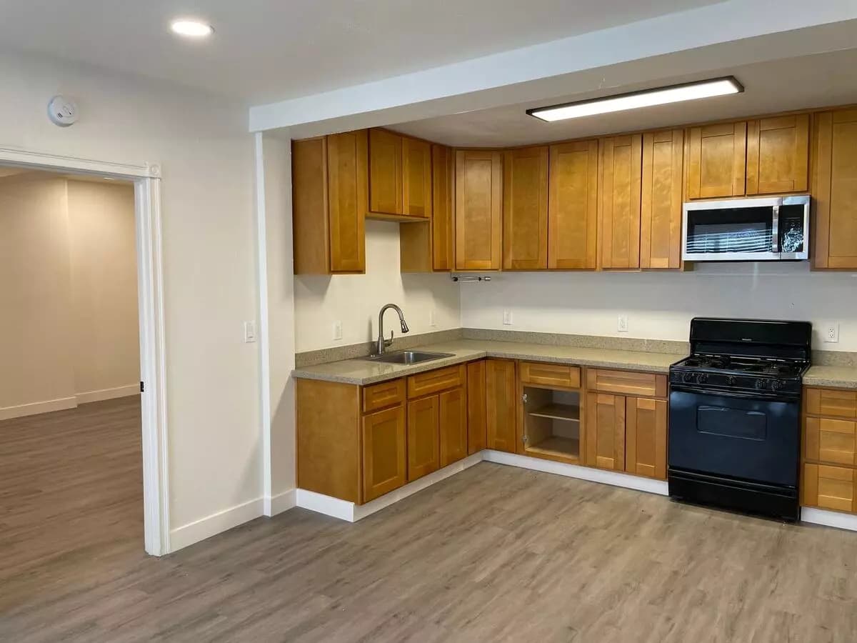 1BR/1.0BA C floor plan