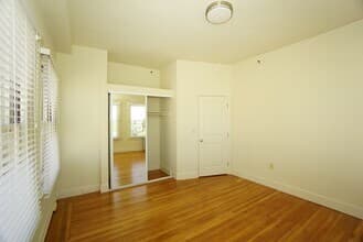 2 Bedrooms, 1 Bathroom 415 floor plan