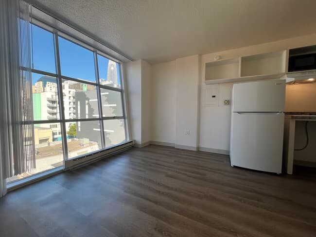 Studio 522 floor plan