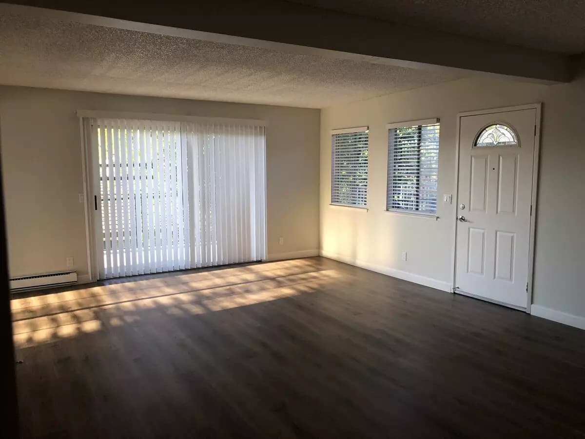 2 Bed 2 Bath 1617-07 floor plan