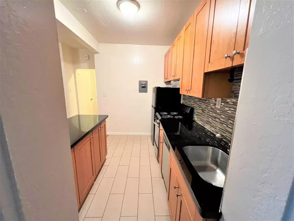 2 Beds, 1 Bath Model floor plan