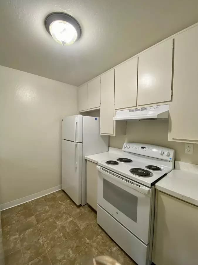 2 Beds • 1 Bath floor plan