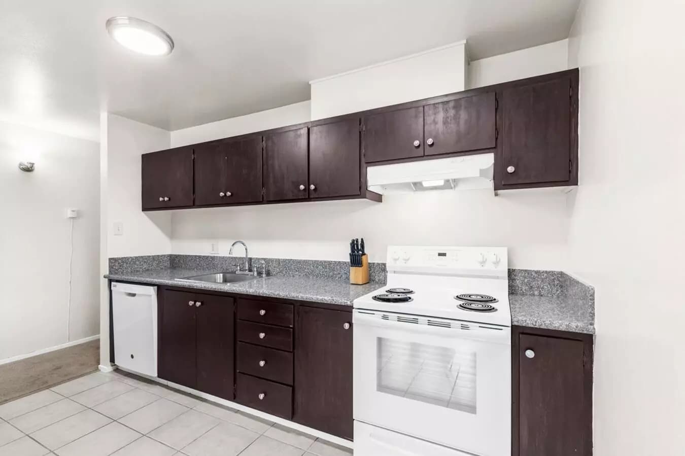 one bedroom 4 floor plan