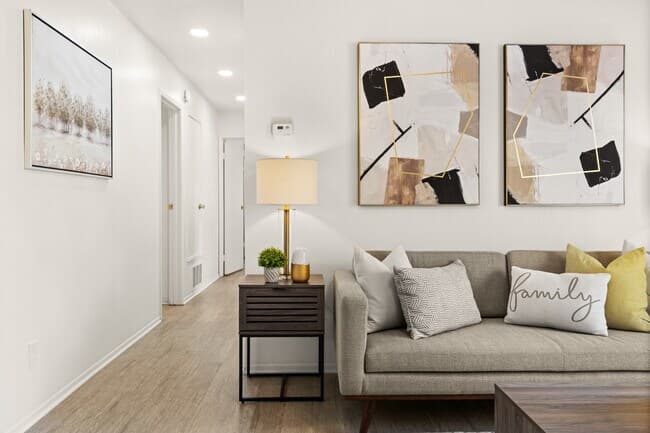 Floorplan 2 floor plan