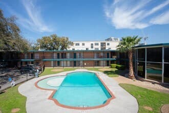 2 bedroom 2 bath 118 floor plan