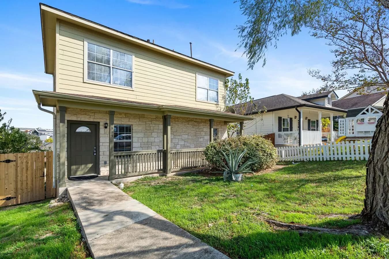 3 Beds • 2 Bath - floor plan