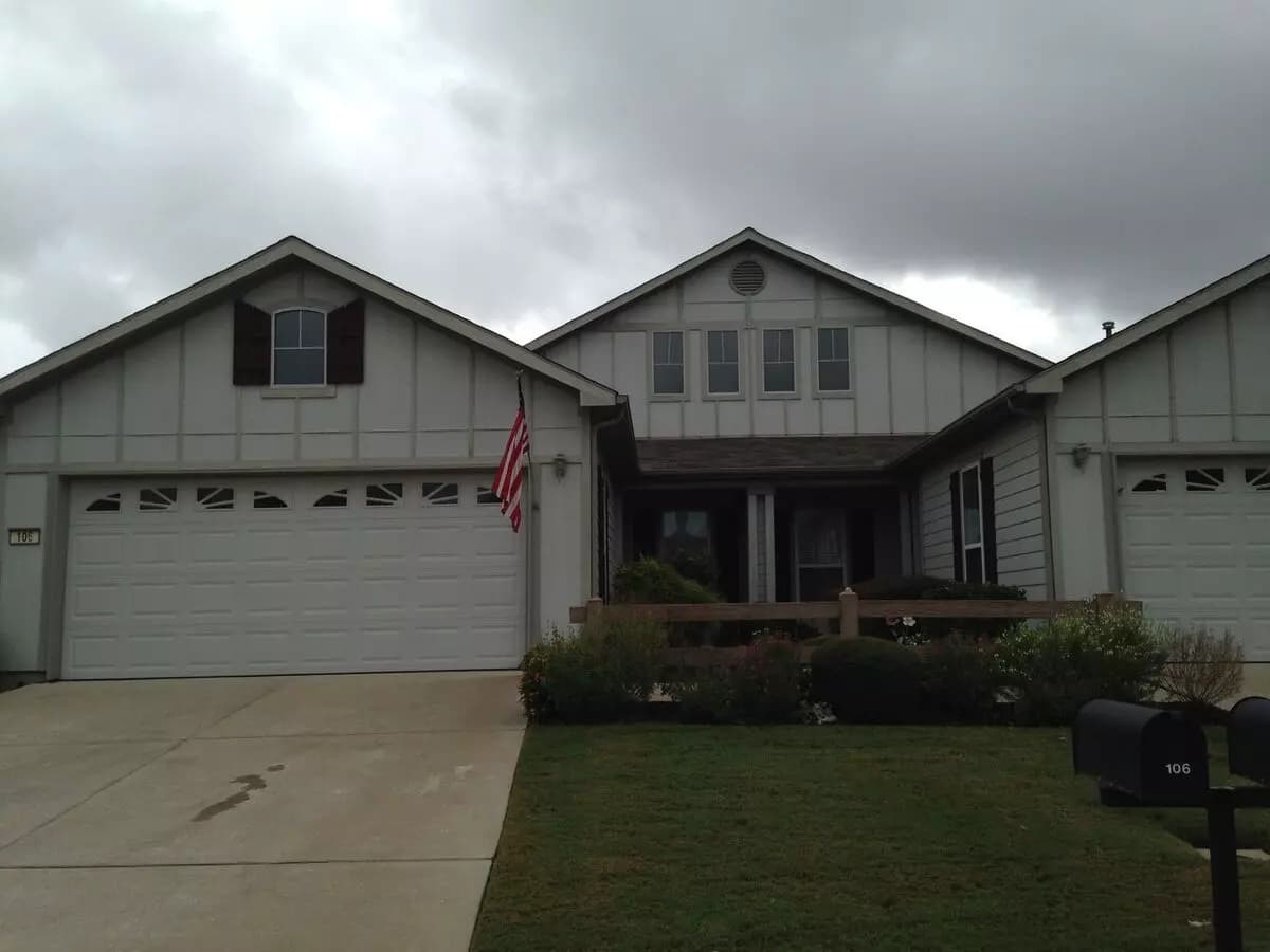 2 Beds • 2 Bath - floor plan