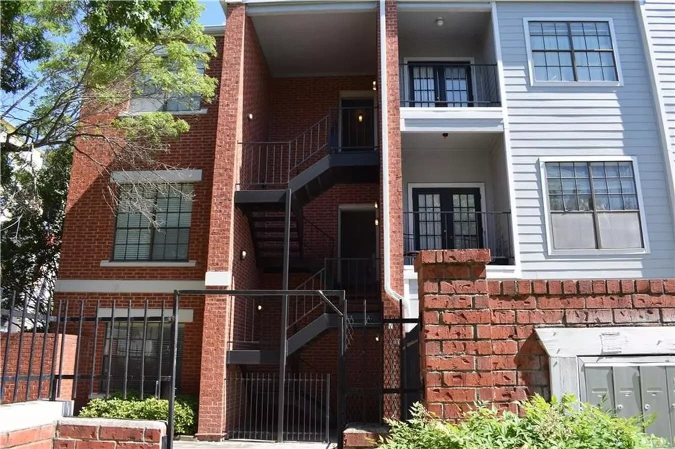 2 Beds • 2 Bath 303 floor plan