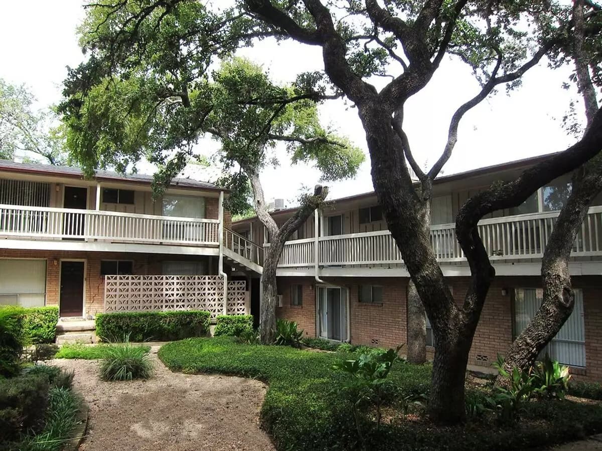 1 Bed • 1 Bath floor plan