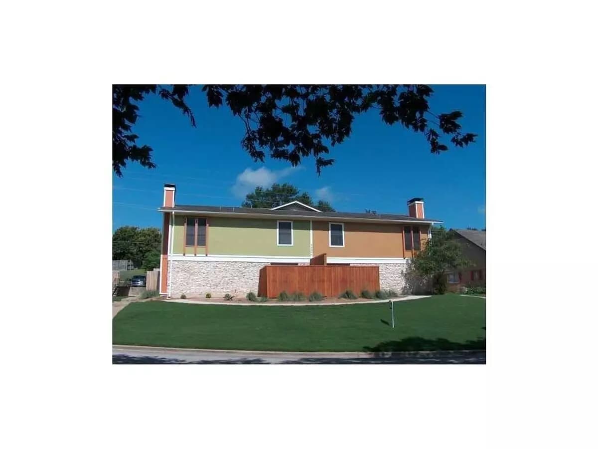 3 Beds • 2 Bath C floor plan