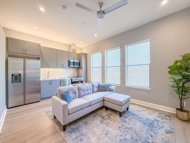 Unit 206 206 floor plan