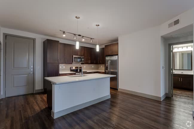 2 Beds • 2 Bath B1 floor plan
